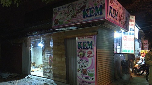 Tẩm xăng rồi ôm bạn gái tự thiêu sau bữa cơm Ngôi nhà nơi xảy ra án mạng. Ảnh: T.Q.