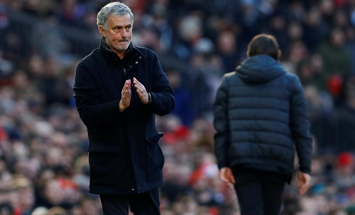 Mourinho tán dương cầu thủ M.U sau khi hạ Chelsea Mourinho tán dương cầu thủ M.U sau khi hạ Chelsea