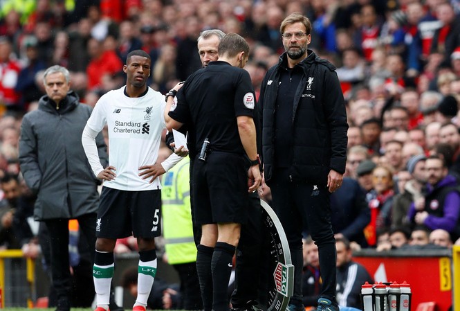 Thua đau Man United, Klopp đổ thừa trọng tài Thua đau Man United, Klopp đổ thừa trọng tài