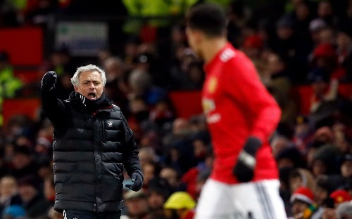 Mourinho chỉ trích cầu thủ M.U 'thiếu cá tính và đẳng cấp' Mourinho chỉ trích cầu thủ M.U 'thiếu cá tính và đẳng cấp'