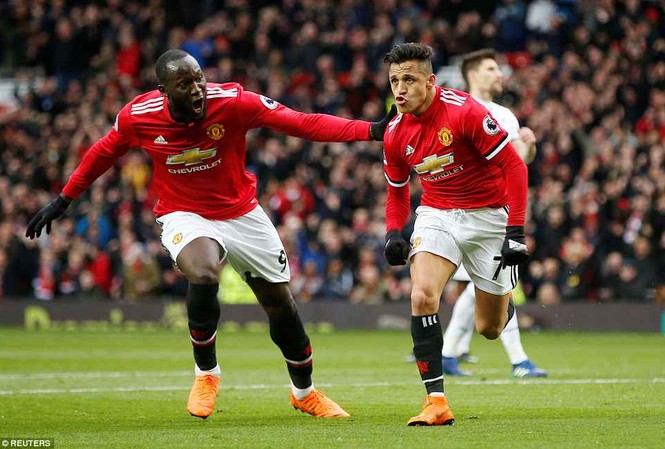 Alexis Sanchez rực sáng, M.U đòi lại ngôi nhì bảng từ Liverpool Alexis Sanchez rực sáng, M.U đòi lại ngôi nhì bảng từ Liverpool