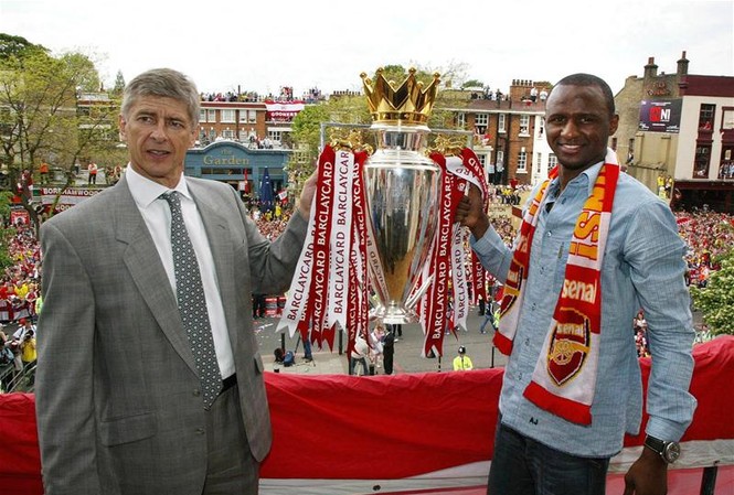 Arsene Wenger chia tay Arsenal: Cảm ơn vị thánh tử vì đạo Wenger đã nâng tầm Arsenal khi đưa CLB vươn lên thống trị bóng đá Anh với 3 chức vô địch Premier League