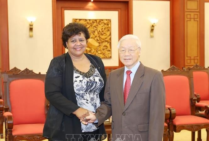 Tổng Bí thư Nguyễn Phú Trọng tiếp Đoàn Đảng Cộng sản Cuba Tổng Bí thư Nguyễn Phú Trọng tiếp đồng chí Olga Lidia Tapia Iglesia. Ảnh TTXVN