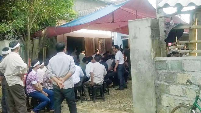 Bắt sát thủ máu lạnh cầm dao chém chết ông bà nội Ngôi nhà nơi xảy ra vụ án mạng đau lòng