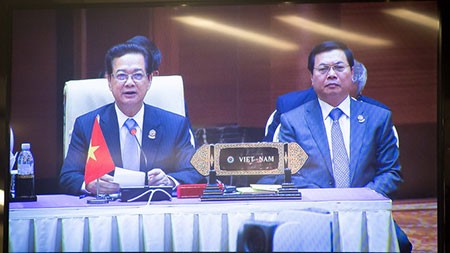 Bản tin 14H: Thủ tướng phát biểu về biển Đông tại ASEAN Thủ tướng Nguyễn Tấn Dũng phát biểu