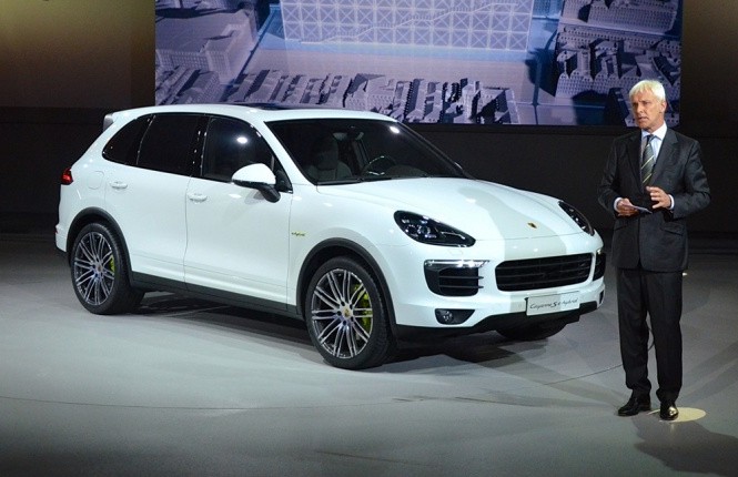 Porsche Cayenne S E-hybrid 'lộ nguyên hình' Porsche Cayenne S E-hybrid 'lộ nguyên hình'