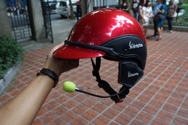 Piaggio Việt Nam giới thiệu mũ bảo hiểm Bluetooth Mũ bảo hiểm Vespa có gắn tai nghe Bluetooth
