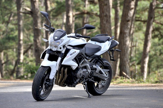 Benelli tiếp tục 'gây mê' với giá của BN600i 2015 Benelli tiếp tục 'gây mê' với giá của BN600i 2015