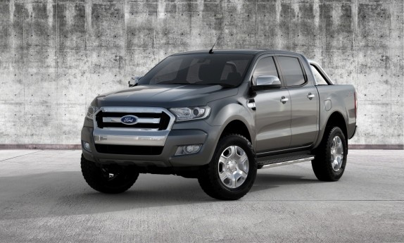 Lộ ảnh đầu tiên của bán tải Ford Ranger 2015 Lộ ảnh đầu tiên của bán tải Ford Ranger 2015