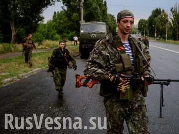 Bản tin 14H: Ly khai Ukraine tiến vào Debaltsevo Các tay súng ly khai. (Nguồn: robinwestenra)