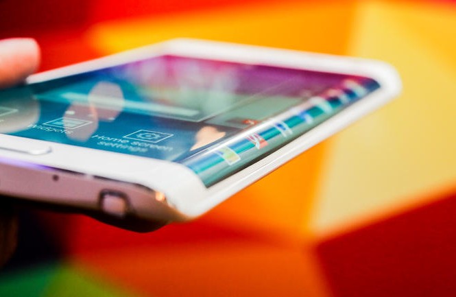 Samsung Galaxy Note 5 và Note Edge 2 trong màn bí ẩn Samsung Galaxy Note Edge ra mắt vào năm ngoái