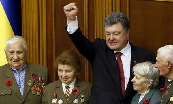 Bản tin 14H: Tổng thống Ukraine khiến người Nga nổi giận Tổng thống Ukraine Petro Poroshenko