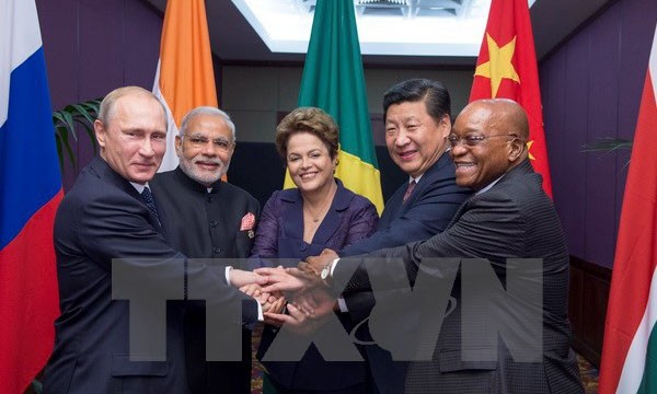 Bản tin 8H: Nga không định lập liên minh quân sự mới Các lãnh đạo khối BRICS tại cuộc họp bên lề Hội nghị cấp cao G20. (Nguồn: THX/TTXVN)