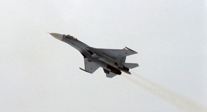 Bản tin 20H: Nga tập trận không quân ngay trong đêm Máy bay tiêm kích Su-27. (Nguồn: Sputniknews.com)
