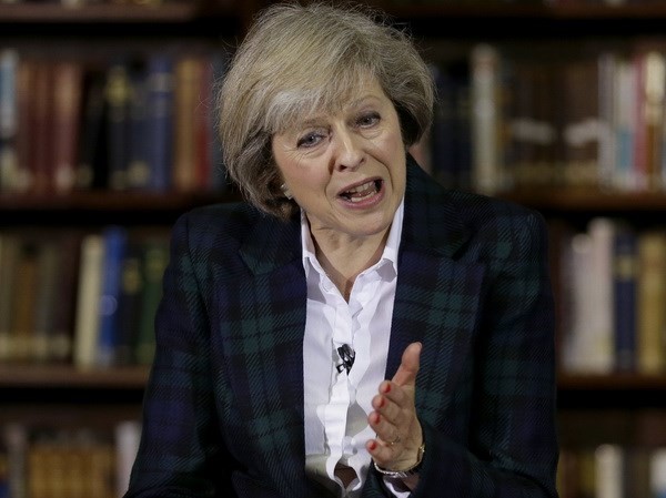 Bản tin 20H: Ứng viên Thủ tướng Anh cam kết thực hiện Brexit Bộ trưởng Nội vụ Anh Theresa May. (Nguồn: AP)