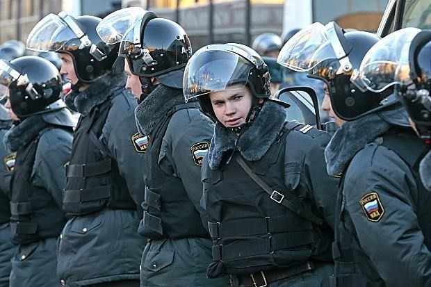 Bản tin 8H: Nga nổ súng tiêu diệt phiến quân tại St. Petersburg Cảnh sát Nga. (Nguồn: thetimes.co.uk)