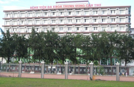 Bản tin 8H: Nhân viên y tế tự cắt chân rồi đem giấu Bệnh viện Đa khoa quận Cái Răng