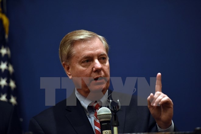 Bản tin 8H: Nghị sỹ Mỹ kêu gọi tăng trừng phạt Nga Nghị sỹ đảng Cộng hòa Lindsey Graham. (Nguồn: AFP/TTXVN)