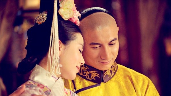 Sao Hoa ngữ chi 35 tỷ đồng sang Bali làm đám cưới Ngô Kỳ Long và Lưu Thi Thi phim giả thành thật.