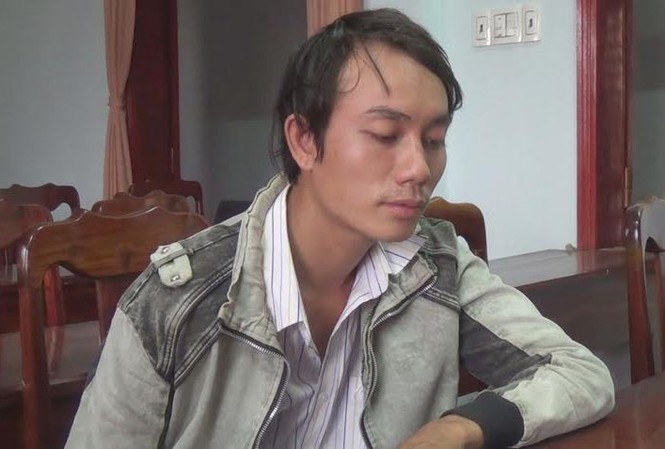 Cướp táo bạo để trả nợ tiền cưới vợ Cơ quan công an thực hiện lệnh bắt đối tượng.