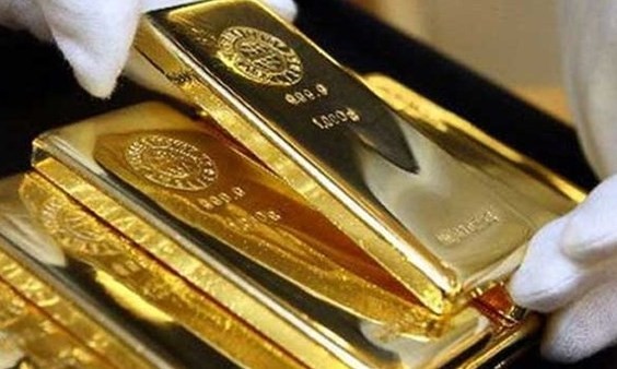 Vàng giảm mạnh, dầu thô tăng sau phán quyết biển Đông Ảnh minh họa.
