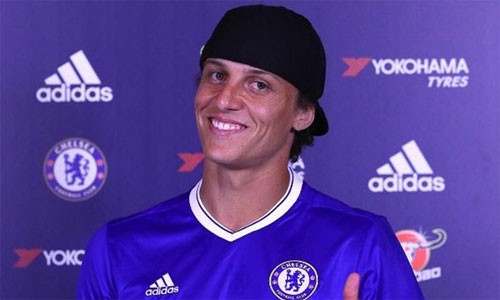 Chelsea mua lại David Luiz với giá 45 triệu USD Luiz trở lại khoác áo Chelsea. Ảnh: Chelsea FC.