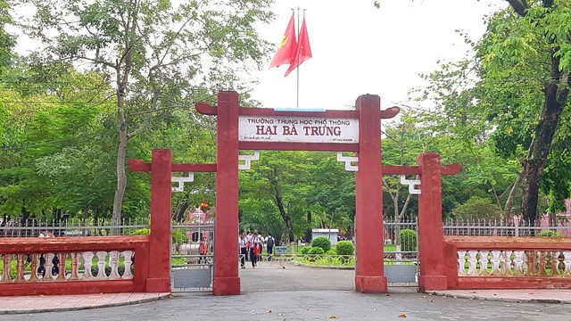 Huế: Hàng chục văn bằng tốt nghiệp THCS thất lạc Trường THPT Hai Bà Trưng. Ảnh: Dân trí