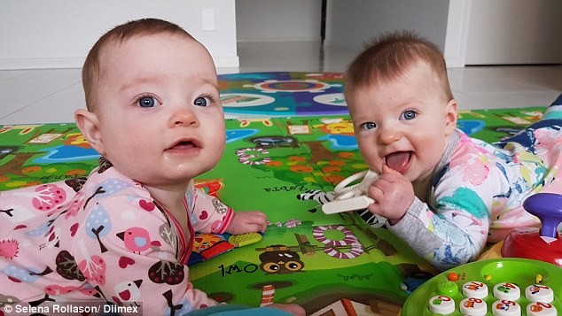 Kì lạ cặp song sinh thụ thai cách nhau 10 ngày Hai bé Charlotte và Olivia Hill.