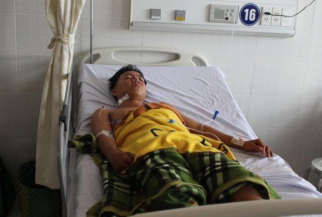 Cứu sống nạn nhân bị bạn nhậu đâm thấu tim Bệnh nhân có dấu hiệu phục hồi tốt.