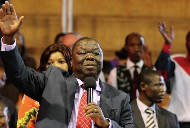 Cựu Thủ tướng Zimbabwe về nước, quyền lực sẽ vào tay ai? cựu Thủ tướng Zimbabwe Morgan Tsvangirai đã về nước sau cuộc chính biến. Ảnh: Reuters