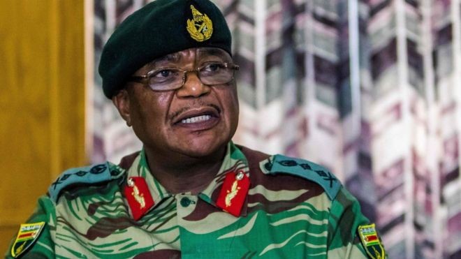 Tổng tư lệnh suýt bị bắt – ‘giọt nước tràn ly’ cho cuộc binh biến Zimbabwe Tổng Tư lệnh Quân đội Zimbabwe Constantino Chiwenga suýt bị bắt trước cuộc binh biến tại quốc gia Đông Phi này.