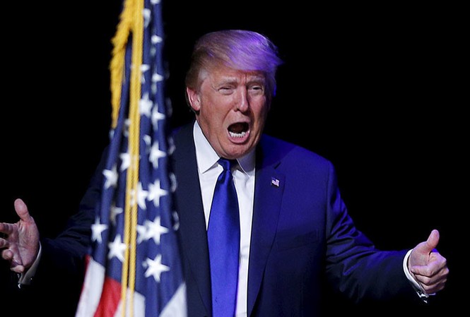 Báo Mỹ hỏi về trạng thái tinh thần của Trump hậu 'khoe' nút hạt nhân Tổng thống Mỹ Donald Trump. Ảnh: Reuters