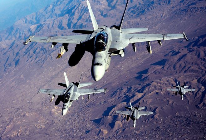 IS tụ tập bất thường ở Syria, liên minh không kích tiêu diệt 150 tên Tiêm kích F/A-18 của Mỹ. Ảnh minh hoạ
