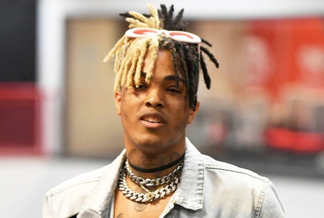 Linh cảm đáng sợ về cái chết của rapper 20 tuổi vừa bị bắn Rapper XXXTentacion bị bắn chết khi mới 20 tuổi.