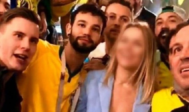 Bản tin 8H: Dạy phụ nữ Nga từ bậy, CĐV Brazil bị cấm xem World Cup Nhóm cổ động viên bị đuổi việc, cấm xe World Cup vì dạy phụ nữ Nga từ bậy.