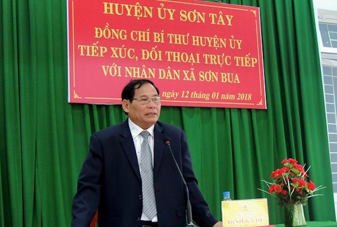 Một trưởng phòng Tài nguyên ở Quảng Ngãi bị khai trừ Đảng Ông Đinh Kà Để (nguyên Bí thư Huyện uỷ Sơn Tây) bị khiển trách.