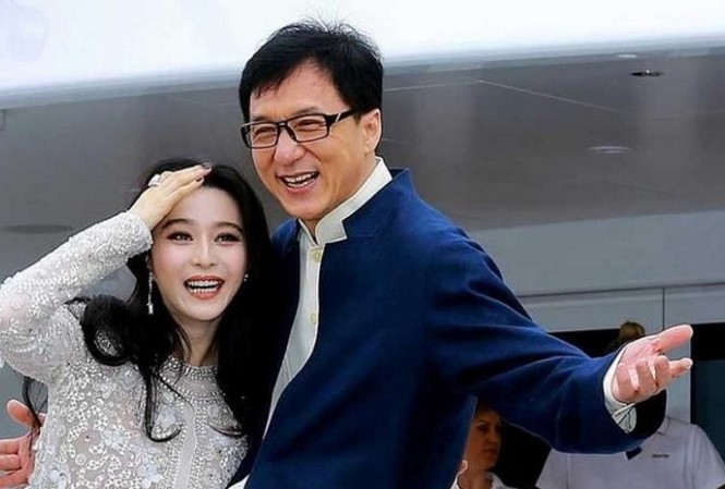 Thành Long liên quan đến scandal trốn thuế của Phạm Băng Băng? Phạm Băng Băng và Thành Long là đồng nghiệp thân thiết.