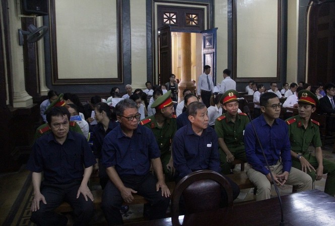 Bị cáo Hứa Thị Phấn lại vắng mặt trong phiên phúc thẩm Phiên tòa 'đại án' Hứa Thị Phấn sáng nay 22/10. Ảnh: Tân Châu