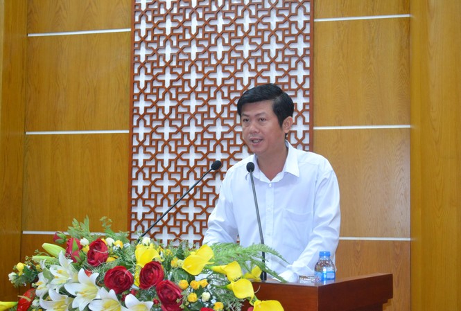 Bí thư Tỉnh Đoàn Tây Ninh nhận nhiệm vụ mới Tân Bí thư Đảng ủy Khối cơ quan và Doanh nghiệp tỉnh Tây Ninh Trần Lê Duy. Ảnh: Tân Châu