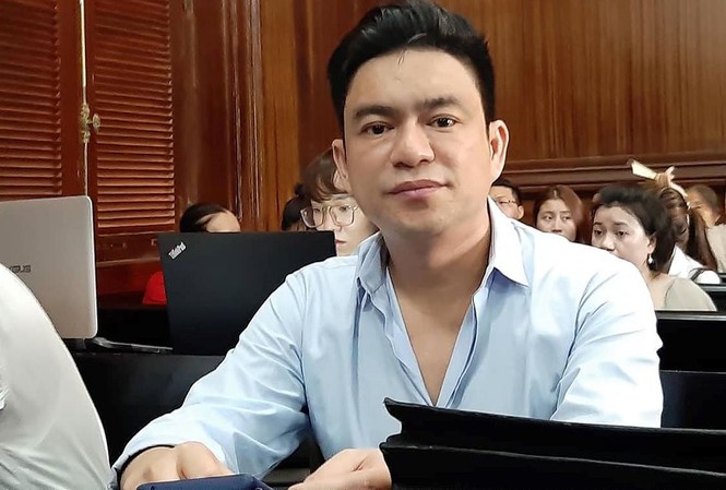 Bác sĩ Chiêm Quốc Thái kháng cáo, đề nghị điều tra vai trò bà Trần Hoa Sen Bác sĩ Chiêm Quốc Thái tại phiên tòa sơ thẩm. Ảnh: Tân Châu