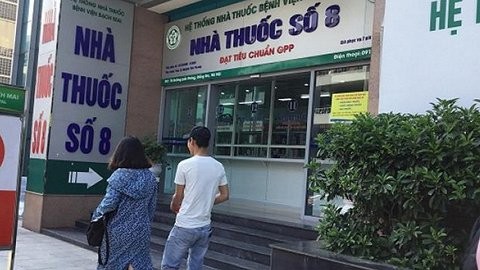 Bị tố bán thuốc giả, Bệnh viện Bạch Mai nói gì? Bị tố bán thuốc giả, Bệnh viện Bạch Mai nói gì?