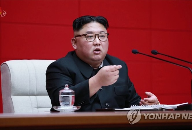 Ông Kim Jong Un có thể đi tàu qua Trung Quốc sang gặp ông Putin Chủ tịch Triều Tiên Kim Jong Un. (Ảnh: Yonhap)