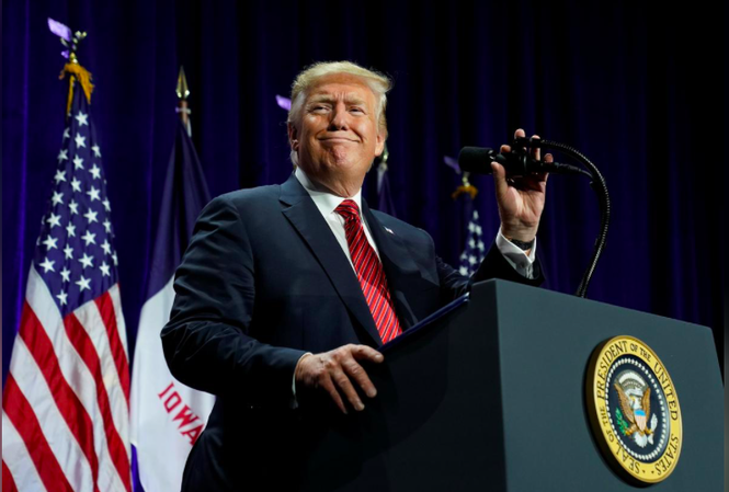 Hơn 600 công ty Mỹ gửi thư kiến nghị ông Trump giải quyết chiến tranh thương mại Tổng thống Mỹ Donald Trump. (Ảnh: Reuters)