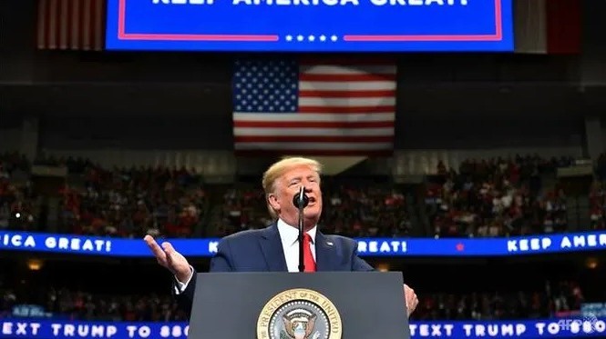 Trump tuyên bố ‘sốc’: Thổ Nhĩ Kỳ và người Kurd cần đánh nhau như '2 đứa trẻ' Tổng thống Mỹ Donald Trump