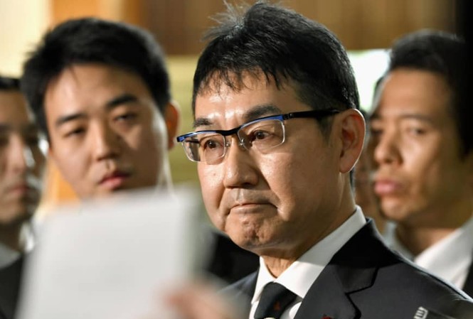 Bộ trưởng Tư pháp Nhật từ chức vì vợ Ông Katsuyuki Kawai thông báo từ chức. (Ảnh: Japan Times)