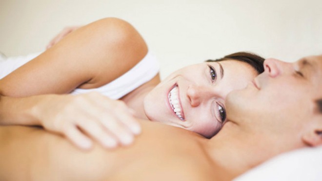 Đàn ông nghĩ gì sau 'cuộc yêu'? Ảnh: cosmopolitan.