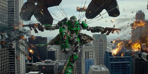 Transformers 4: Chẳng có gì ngoài hủy diệt Kiểu trình diễn khoa trương của Micheal Bay