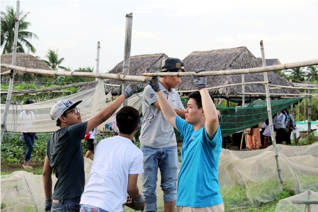 30 thủ lĩnh sinh viên của 4 quốc gia tham gia “Truy tìm sinh thái” 30 sinh viên đến từ 4 quốc gia tham gia “Truy tìm sinh thái lần 2”. Ảnh: Khánh Linh.