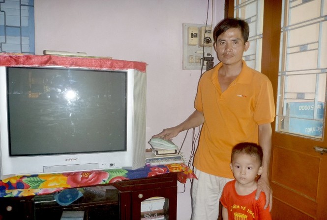 Giả mạo nhân viên VNPT, gọi đòi nợ tiền cước cước điện thoại Anh Trần Công Lê bên máy điện thoại và các dịch vụ của VNPT Tiền Giang cung cấp.