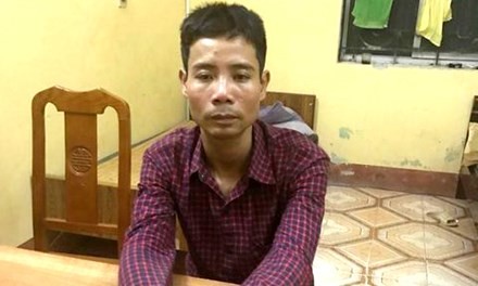 Khởi tố đối tượng giết người, cắt bộ phận sinh dục Tuấn tại cơ quan điều tra.